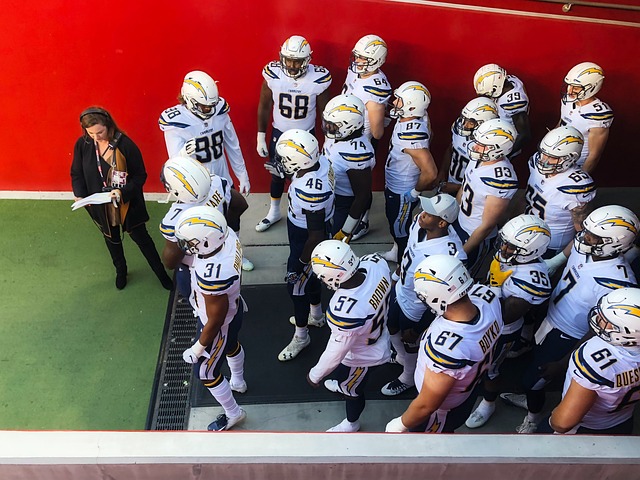 他冷静调整 他冷静调整